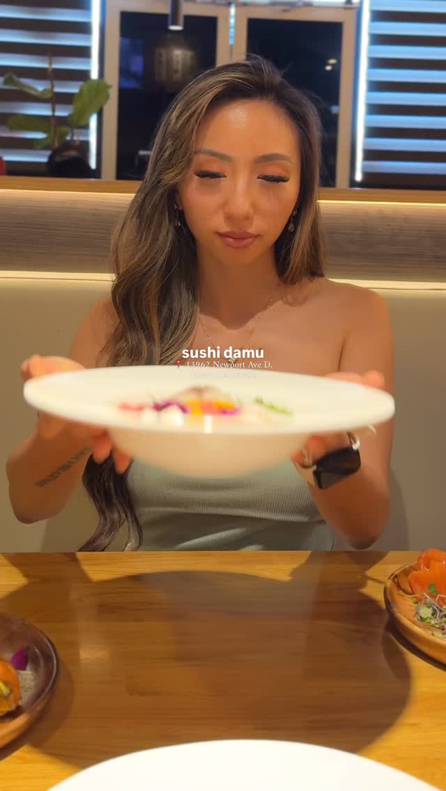 if you’re in OC and love sushi… just go 🍣✨
new $90 omakase at @sushi.damu = quality + portions
or run the $45 premium AYCE and don’t hold back 🙂‍↕️

📍13962 Newport Ave D, Tustin CA 92780

#ocfoodie #tustincafood #orangecountyfoodie #sushilovers #ocrestaurants