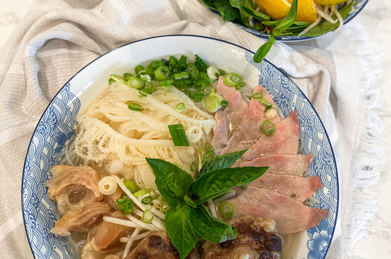 How To Make Phở Đuôi Bò (Vietnamese Oxtail Noodle Soup)