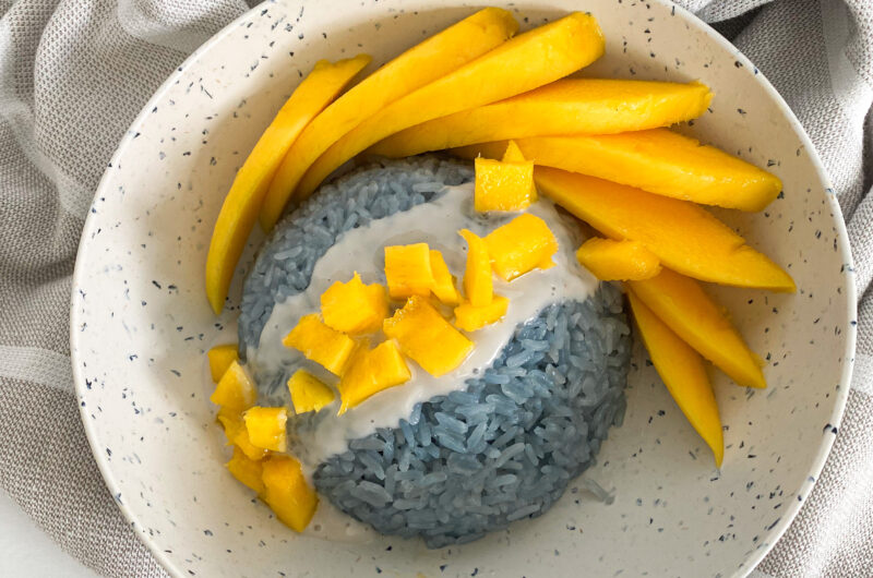 How to make Butterfly Pea Flower Mango Sticky Rice