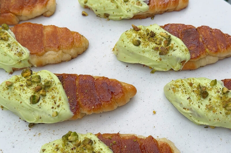 How to make the Viral Flat Croissants (Pandan Pistachio)