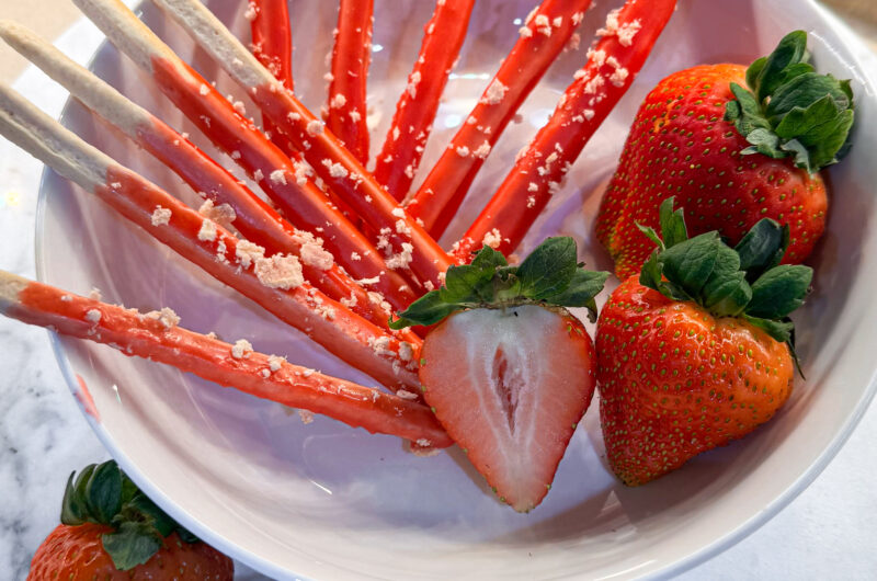 How to make Fresh Strawberry Pocky