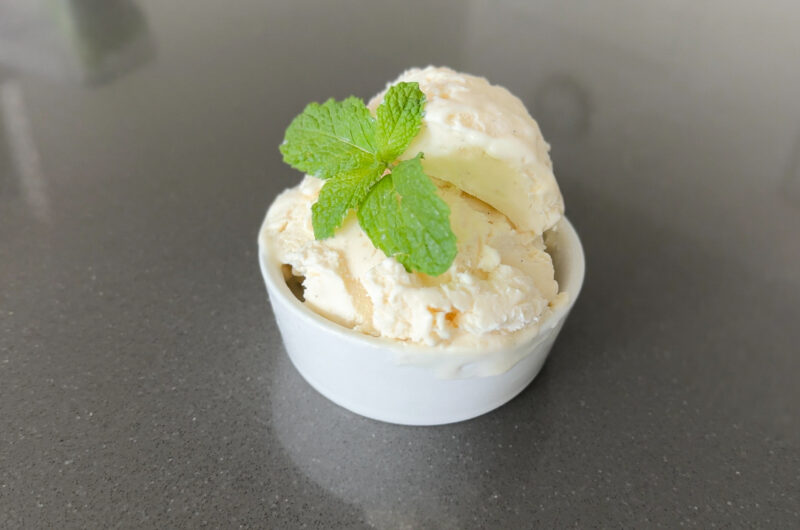 How to make No Churn Vanilla Bean Ice Cream